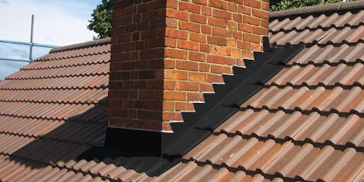 Ensuring Durability and Protection of Roofs: The Benefits of Flashing